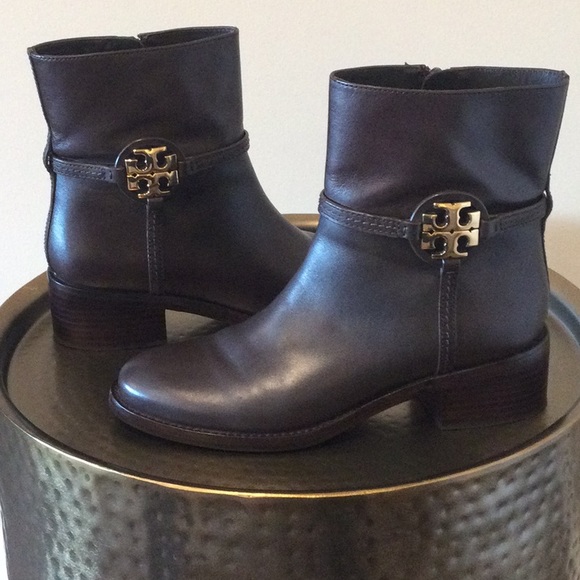 💋Tory Burch 45 MM Bootie💋 - Picture 1 of 6